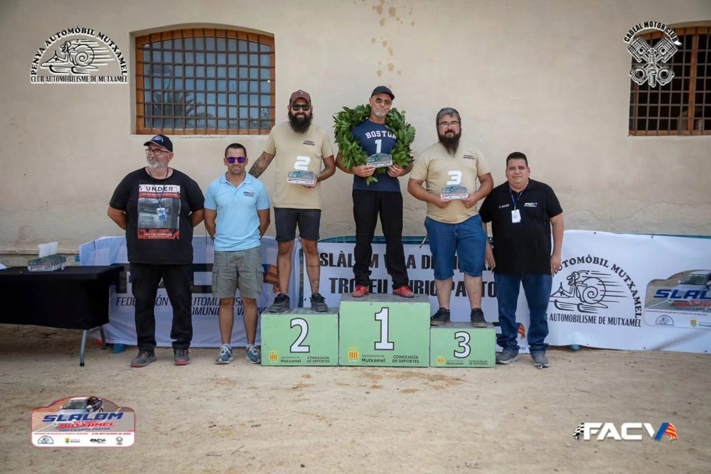 Podio del I Eslàlom Vila de Mutxamel 2026: Klokgiesters (1.º), Cuevas (2.º) y Aparicio (3.º)